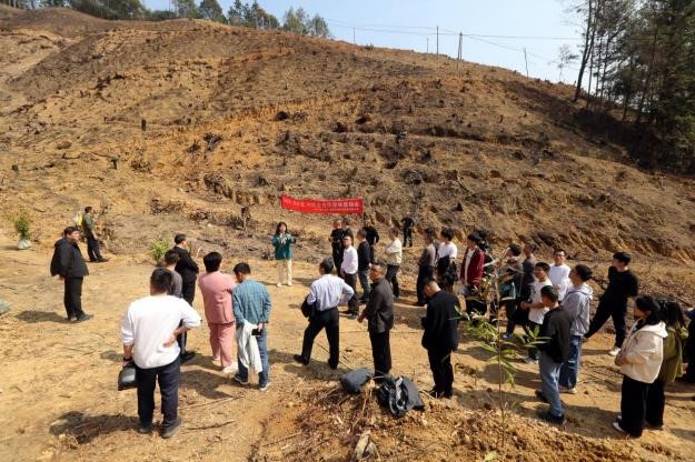 不負(fù)春光好，搶播萬畝林 ——將樂縣村企合作造林工作現(xiàn)場會(huì)在福建金森召開